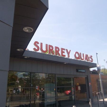 Surrey Quays Studio London Room photo